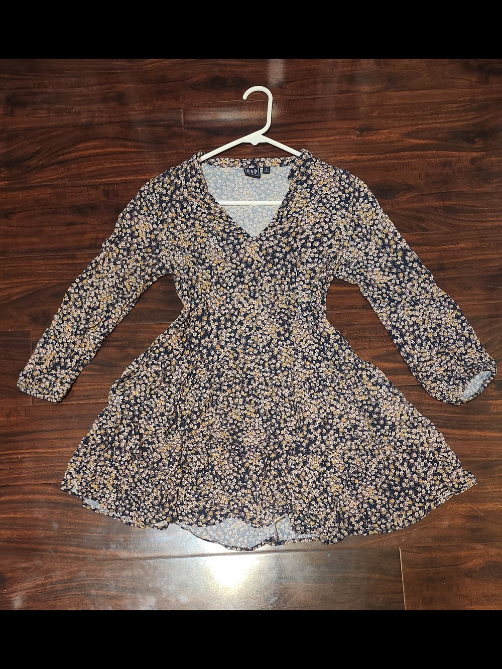 GAP Floral V-Neck Long Sleeve Dress - Navy with Yellow & Cream Flowers
